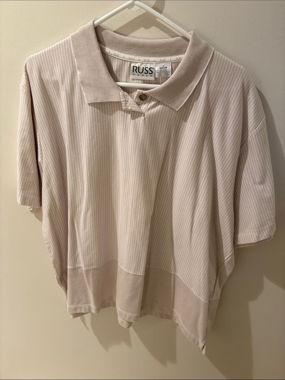 RUSS Woman Cream Ribbed Short-Sleeve Button-Down Polo